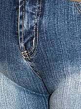 Jeans Cameltoes